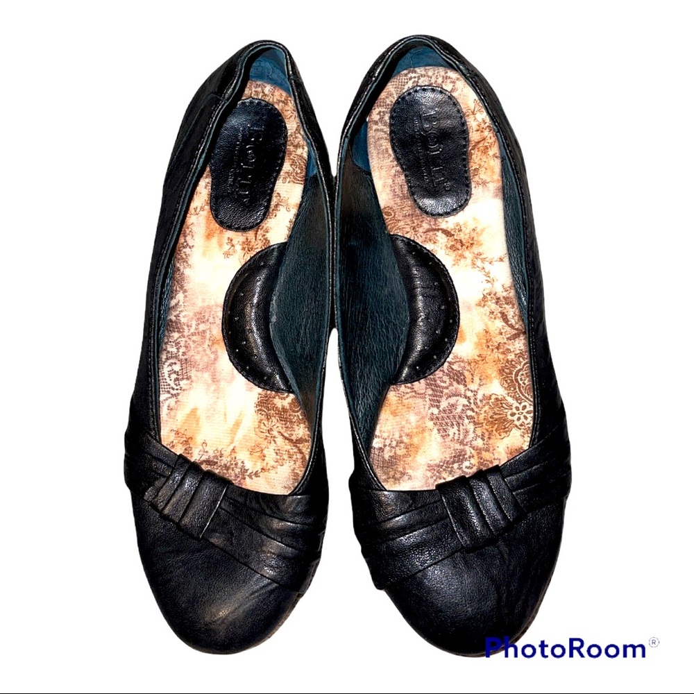 Leather Born Flat Shoes